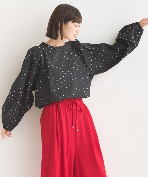 OMNES(オムネス)の「製品洗いコットンブロードボリューム袖ブラウス(シャツ/ブラウス・レディース・ブラック系その他/ブラック系その他2/グレー系その他/ブルー系その他/ホワイト/ライトグレー/ベージュ系その他/ベージュ系その他2・FREE)」の19枚目の写真