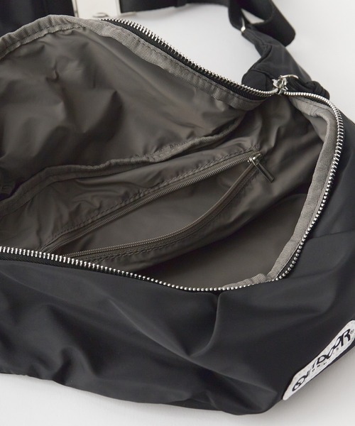 OUTDOOR PRODUCTS(アウトドアプロダクツ)の「OUTDOOR PRODUCTS/アウトドアプロダクツ Gather Sling Bag ウエストバック(ボディバッグ/ウエストポーチ・レディース・ブラック/シルバー・FREE)」の16枚目の写真