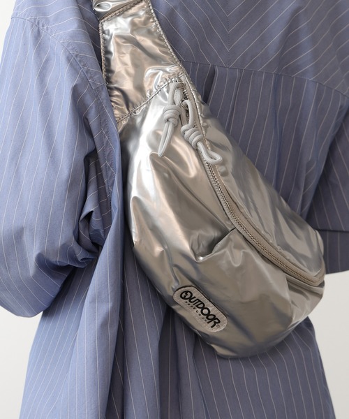 OUTDOOR PRODUCTS(アウトドアプロダクツ)の「OUTDOOR PRODUCTS/アウトドアプロダクツ Gather Sling Bag ウエストバック(ボディバッグ/ウエストポーチ・レディース・ブラック/シルバー・FREE)」の7枚目の写真