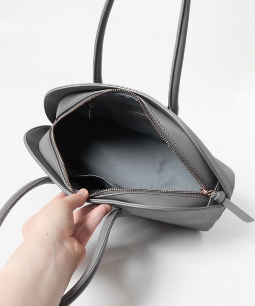 URBAN RESEARCH DOORS（アーバンリサーチドアーズ）の「スエードコンビバッグ（ハンドバッグ・レディース・ベージュ系その他/ブルー・ONE）」の9枚目の写真