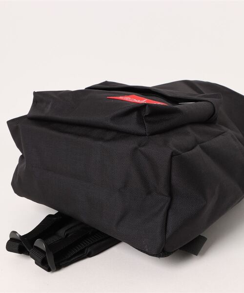 Manhattan Portage（マンハッタンポーテージ）の「Big Apple Backpack Ver.3（バックパック/リュック・メンズ・ブラック・MEDIUM）」の22枚目の写真
