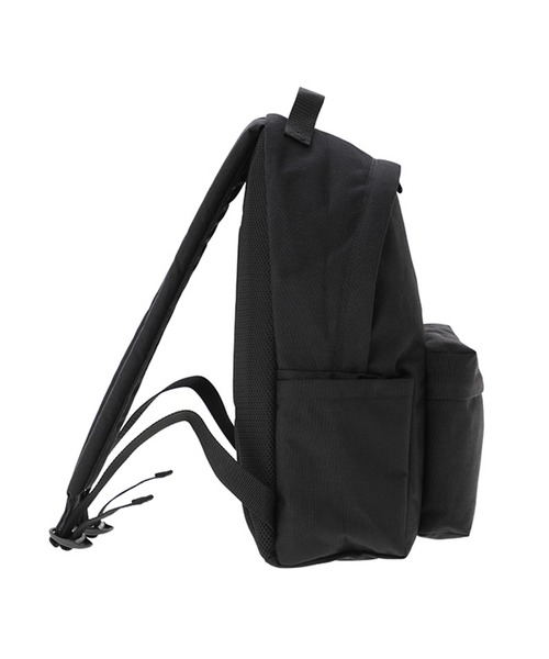 Manhattan Portage（マンハッタンポーテージ）の「Big Apple Backpack Ver.3（バックパック/リュック・メンズ・ブラック・MEDIUM）」の4枚目の写真