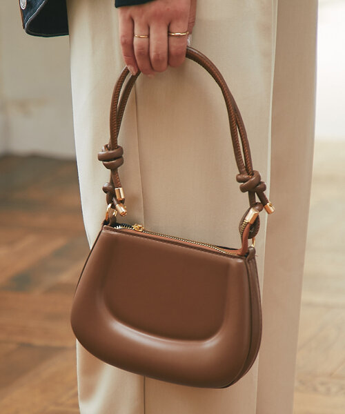 un dix cors(アンディコール)の「スライドハンドルバッグ(ショルダーバッグ・レディース・ブラウン/ベージュ/ブラック・FREE)」の5枚目の写真