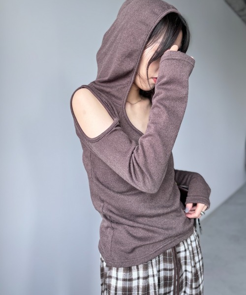 Y2K SYNAPSE FACTORY（ワイツーケー シナプスファクトリー）の「【フード付き】肩スリットロングスリーブTシャツ（Tシャツ/カットソー・レディース・ダークグレー/ブラウン/グレー・FREE）」の18枚目の写真