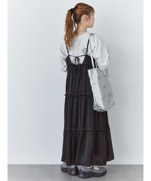 ehka sopo(エヘカソポ)の「配色メローティアードキャミワンピース(ワンピース・レディース・ブルー/オリーブ/ブラック・F)」の2枚目の写真