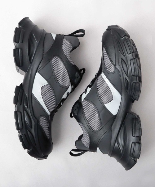 glabella(グラベラ)の「+7cm ボリュームハイソール 厚底 スニーカー アグリーシューズ(スニーカー・メンズ・ブラック・S/M/L)」の15枚目の写真