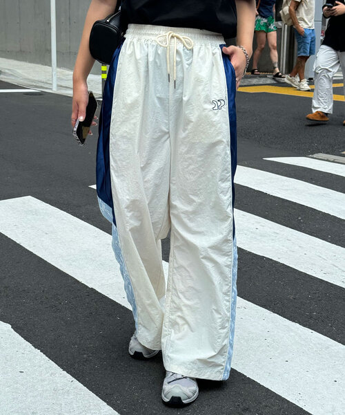 【セール】裾レース切替ナイロントラックパンツ（その他パンツ）｜CIAOPANIC（チャオパニック）