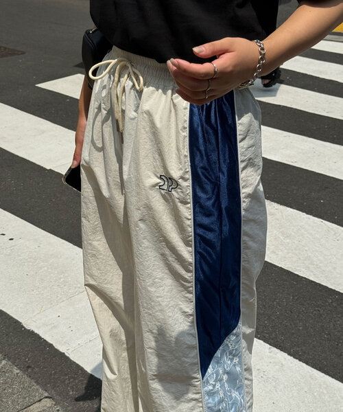【セール】裾レース切替ナイロントラックパンツ（その他パンツ）｜CIAOPANIC（チャオパニック）