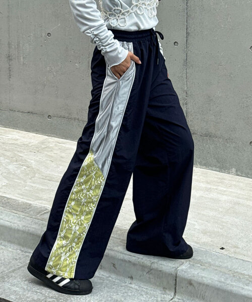 【セール】裾レース切替ナイロントラックパンツ（その他パンツ）｜CIAOPANIC（チャオパニック）