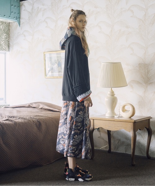 bedsidedrama(ベットサイドドラマ)の「Loose Sleeve Parka(パーカー・メンズ・ブラック/グレー・1/2)」の6枚目の写真