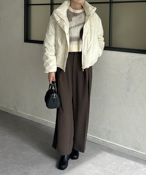 Thevon（ゼボン）の「スタンドネック中綿ショートブルゾン（ダウンジャケット/コート・レディース・ブラック/アイボリー/ベージュ・FREE）」の12枚目の写真