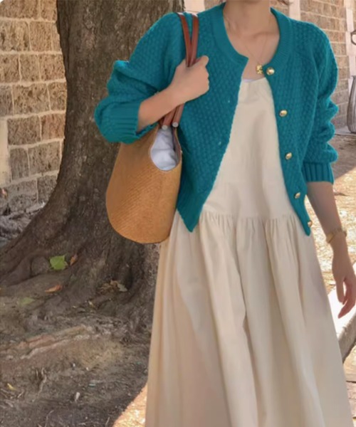 MILAE（ミレ）の「クルーネックニットカーディガン（カーディガン/ボレロ・レディース・オフホワイト/ブルー/ベージュ・FREE）」の4枚目の写真