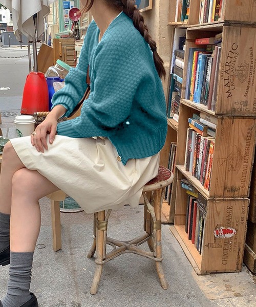 MILAE（ミレ）の「クルーネックニットカーディガン（カーディガン/ボレロ・レディース・オフホワイト/ブルー/ベージュ・FREE）」の18枚目の写真