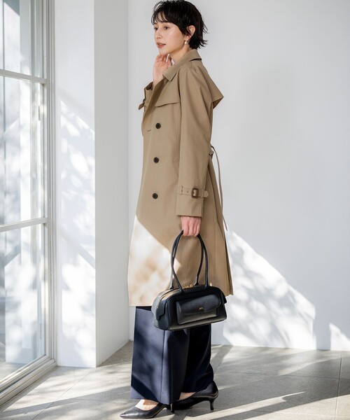 23区（ニジュウサンク）の「エアータンブラー TCギャバジン ロング トレンチコート（トレンチコート・レディース・黄土色系/ネイビー系/ベージュ系・36/42/40/38）」の4枚目の写真