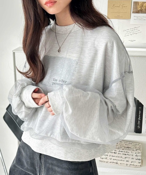 GeeRA（ジーラ）の「春 にぴったり。チュールレイヤード箔プリント袖ボリューム裏毛ロゴスウェット（スウェット・レディース・アイボリー/チャコールグレー/チャコール/オートミール・MEDIUM/LARGE/X-LARGE）」の19枚目の写真