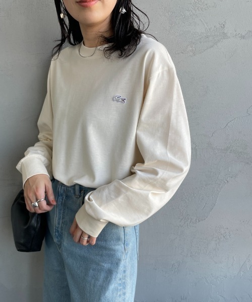 LACOSTE（ラコステ）の「[LACOSTE/ラコステ] ワンポイントロゴ クルーネックロンT（Tシャツ/カットソー・レディース・ブラック/ネイビー/ホワイト/オフホワイト/サックスブルー/オリーブ/ベージュ・2/4/3/5）」の2枚目の写真