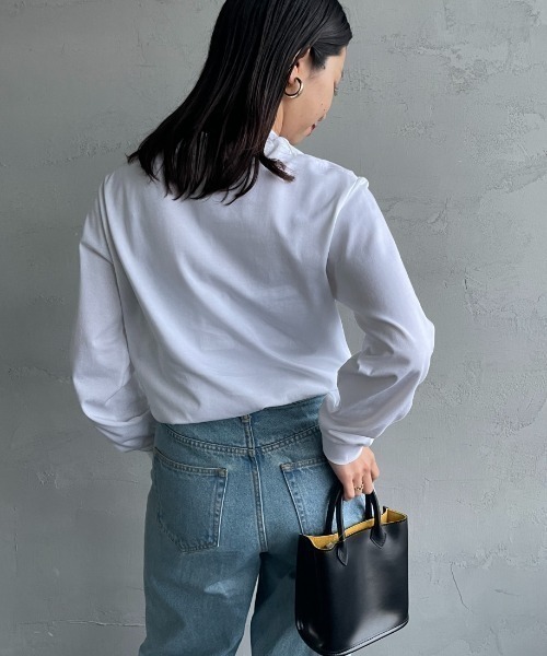 LACOSTE（ラコステ）の「[LACOSTE/ラコステ] ワンポイントロゴ クルーネックロンT（Tシャツ/カットソー・レディース・ブラック/ネイビー/ホワイト/オフホワイト/サックスブルー/オリーブ/ベージュ・2/4/3/5）」の19枚目の写真