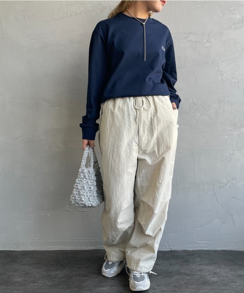 LACOSTE（ラコステ）の「[LACOSTE/ラコステ] ワンポイントロゴ クルーネックロンT（Tシャツ/カットソー・レディース・ブラック/ネイビー/ホワイト/オフホワイト/サックスブルー/オリーブ/ベージュ・2/4/3/5）」の16枚目の写真