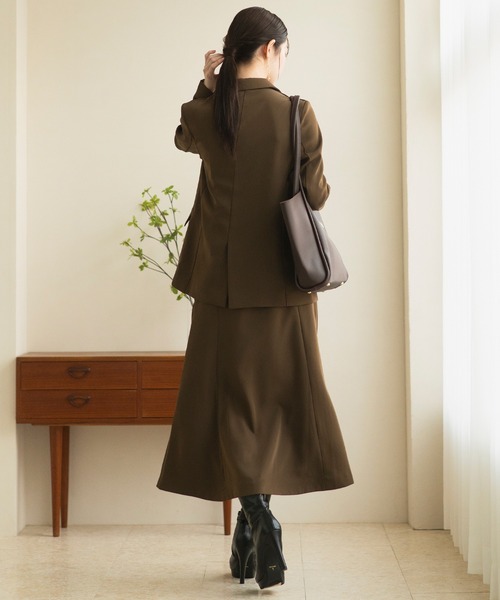CELEN（セレン）の「【洗える/オフィスカジュアルスーツ/セレモニースーツ/カセット服】ダブルブレストジャケット・ドレープスカート 2点セット（スーツセット・レディース・ネイビー/ブラウン/ブラック/グレー系その他・S/M/L/ST/MT/LT）」の15枚目の写真