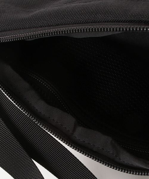 GREGORY(グレゴリー)の「ボールド5 エンベロップショルダー BOLD5 ENVELOPE SHOULDER ブラック(ショルダーバッグ・メンズ・ブラック・ONE SIZE)」の4枚目の写真