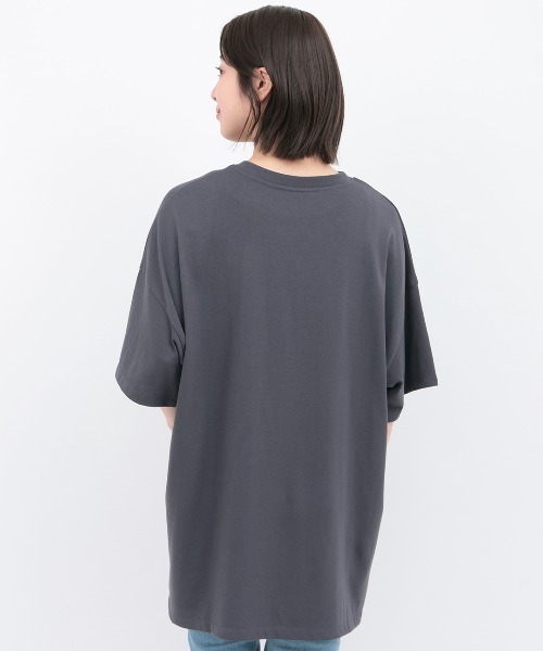 チチカカ（チチカカ）の「ホーリー箔プリントＴシャツ【ユニセックス】（Tシャツ/カットソー・レディース・チャコールグレー/オフホワイト・FREE）」の8枚目の写真