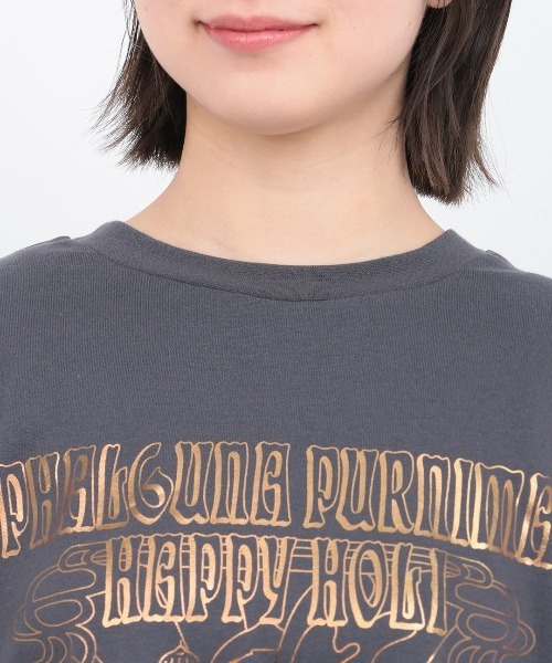 チチカカ（チチカカ）の「ホーリー箔プリントＴシャツ【ユニセックス】（Tシャツ/カットソー・レディース・チャコールグレー/オフホワイト・FREE）」の9枚目の写真