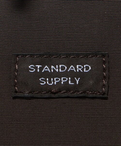 STANDARD SUPPLY(スタンダードサプライ)の「【別注】<STANDARD SUPPLY>GLR トライアングル ショルダーバッグ(ショルダーバッグ・メンズ・ブラック/ダークブラウン・FREE)」の18枚目の写真