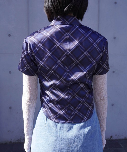 G.V.G.V.（ジーヴィージーヴィー）の「PLAID SATIN BLOUSE（シャツ/ブラウス・レディース・バーガンディー/ネイビー・ONE SIZE）」の4枚目の写真