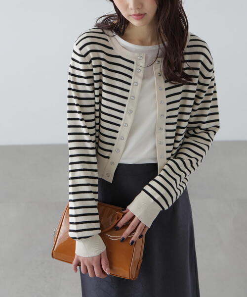 FREE'S MART（フリーズマート）の「◆ドットボタンクルーネックカーディガン（カーディガン/ボレロ・レディース・ホワイト系その他/レッド/ネイビー・FREE）」の2枚目の写真