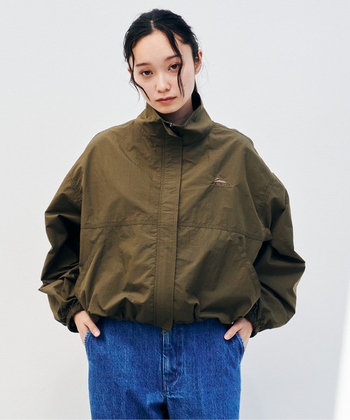 KELTY ブラック　ショート丈　ナイロンブルゾン KELTY（ケルティ） ダウンコート ダウンジャケット 「KELTY」「限定