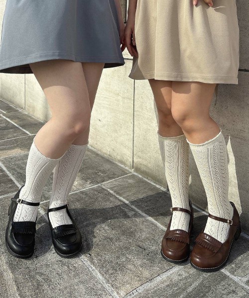 F i.n.t(フィント)の「ストライプレーシーハイソックス/fint フィント(ソックス/靴下・レディース・オフホワイト/クリーム・FREE)」の3枚目の写真