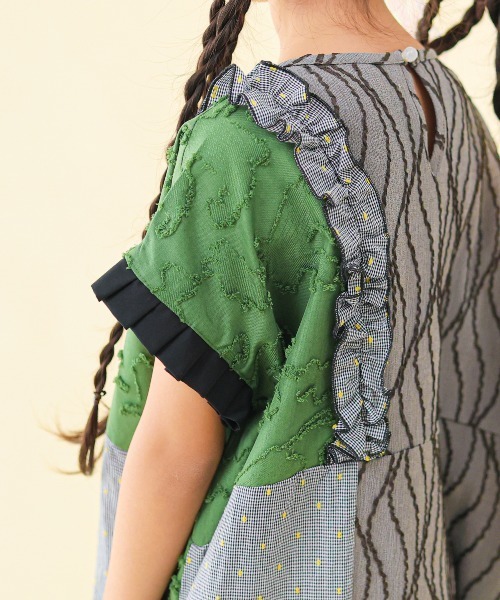 unica（ユニカ）の「切替えドルマンワンピース（ワンピース・キッズ・グリーン/ブラック/オフホワイト・XL/L/M/S）」の12枚目の写真