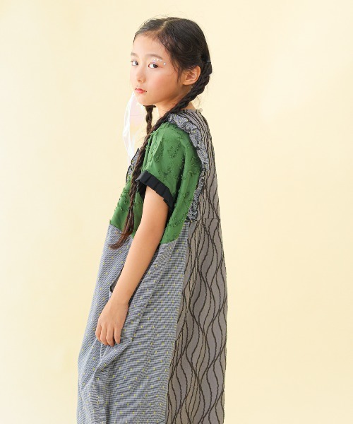 unica（ユニカ）の「切替えドルマンワンピース（ワンピース・キッズ・グリーン/ブラック/オフホワイト・XL/L/M/S）」の15枚目の写真