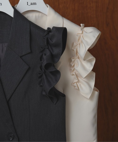 セール】shoulder frill double button vest / ショルダーフリル