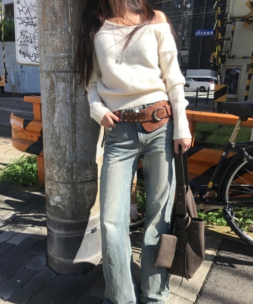 by muni:r(バイ ムニール)の「アンバランスニット(ニット/セーター・レディース・グレー/アイボリー/ブラック・FREE)」の10枚目の写真