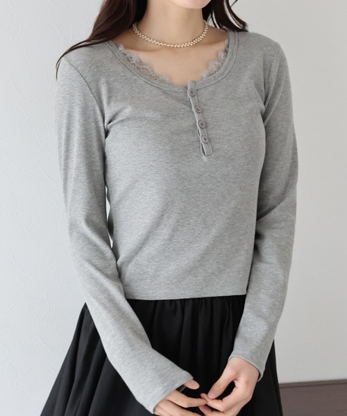 BLUEEAST(ブルーイースト)の「レース付ヘンリーネックカットソー(Tシャツ/カットソー・レディース・グレー/ブラック/イエロー/ホワイト・MEDIUM)」の17枚目の写真