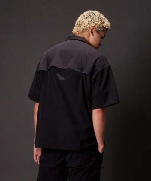 SWINGGGR(スウィンガー)の「THE SWINGGGR/ザ スウィンガー/NYLON COACH JKT(ナイロンジャケット・メンズ・ブラック/グレー・3/2)」の5枚目の写真