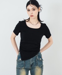 ウエストギャザー ラウンドネック Tシャツ
