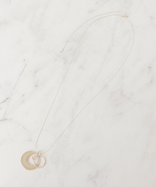 SHOO・LA・RUE（シューラルー）の「エポツキノワネックレス（ネックレス・レディース・シルバー/ゴールド/ピンクゴールド・00）」の4枚目の写真