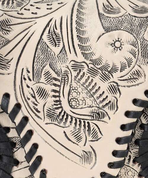 CARVING TRIBES（カービングトライブス）の「MINI FinuRei（ショルダーバッグ・レディース・ボルドー/ブラック・FREE）」の19枚目の写真