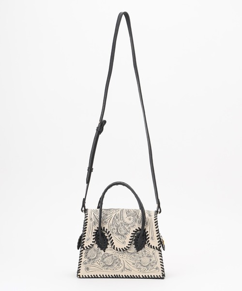 CARVING TRIBES（カービングトライブス）の「MINI FinuRei（ショルダーバッグ・レディース・ボルドー/ブラック・FREE）」の3枚目の写真