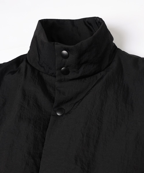 Dulcamara(ドゥルカマラ)の「ヴィンテージNYパデッド切替JK(ブルゾン・メンズ・オリーブ系/ブラック×ブラック・0/1)」の5枚目の写真