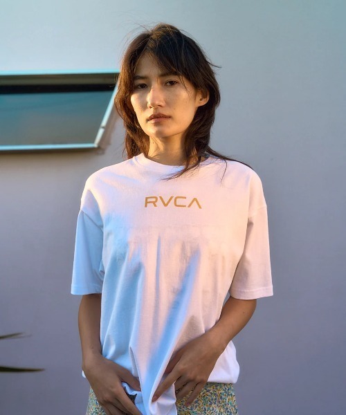 【送料無料】RVCA レディース FREEDUM FLOWER ROLL Ｔシャツ 楽天市場】RVCA ルーカ 半袖 Tシャツ レディース バックプリント