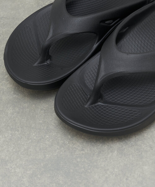 OOFOS（ウーフォス）の「【OOFOS/ウーフォス】OORIGINAL（サンダル・レディース・ブラック/ベージュ/オリーブ・24cm/25cm/27cm/28cm/23cm）」の9枚目の写真
