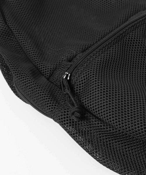 SENSE OF PLACE by URBAN RESEARCH(センスオブプレイスバイアーバンリサーチ)の「メッシュバッグパック(バックパック/リュック・メンズ・ブルー/ブラック/ネイビー・ONE)」の12枚目の写真