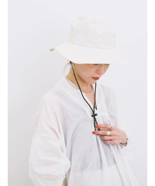 Samansa Mos2 blue（サマンサモスモスブルー）の「【UVカット・撥水加工】クラウン切替ハット（ハット・レディース・カーキ/ブラック/キナリ・F）」の11枚目の写真