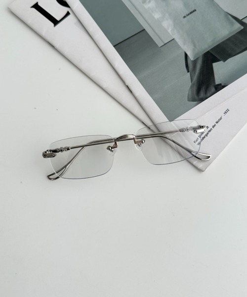 セール】紫外線に当たるとレンズカラーが変わる ノンフレーム