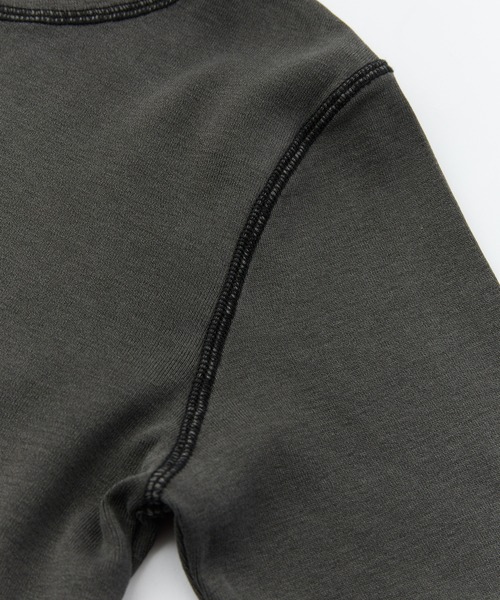 X-girl（エックスガール）の「COLLEGE LOGO L/S COMPACT TOP（Tシャツ/カットソー・レディース・ブラック/ブラウン/ネイビー・S/M）」の12枚目の写真