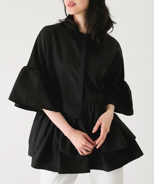 Jayro(ジャイロ)の「ステンカラーラッフルチュニックブラウス(シャツ/ブラウス・レディース・ブラック/ブルー/イエロー/ホワイト・FREE)」の1枚目の写真