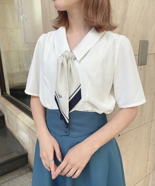 an another angelus（アンアナザーアンジェラス）の「スカーフ付きペプラムシャツ/ fint　フィント　夏服（シャツ/ブラウス・レディース・ライトグリーン/オフホワイト・FREE）」の14枚目の写真